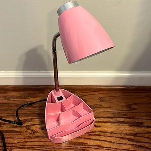 Desk lamp